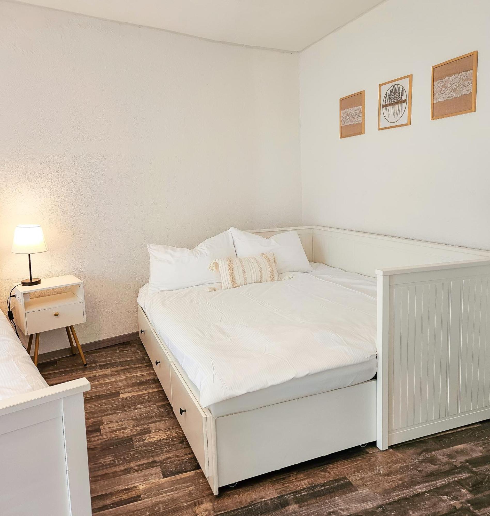 Apartment Suedwind - Beautiful Premium Apartment With 2 Bedrooms Near Rhine Falls & Zurich Airport In Klettgau Weisweil  ภายนอก รูปภาพ